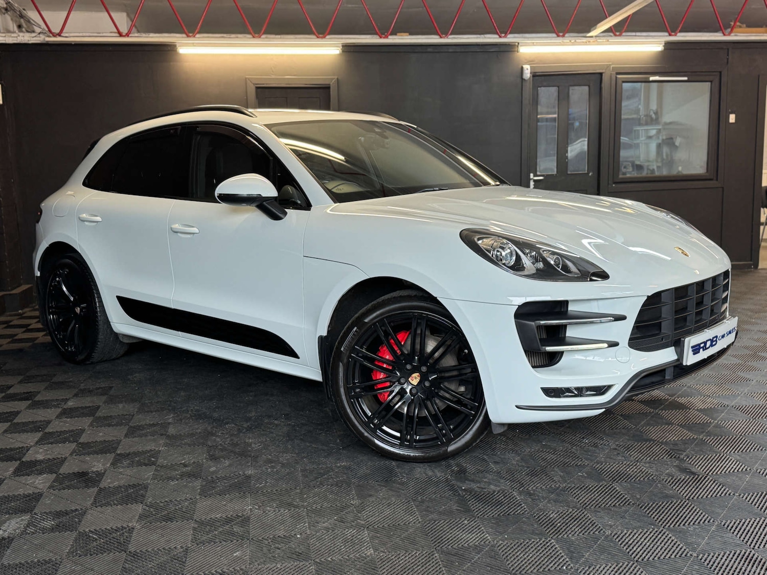 Used Porsche Macan 2017 for sale - 76404394: Photo 12
