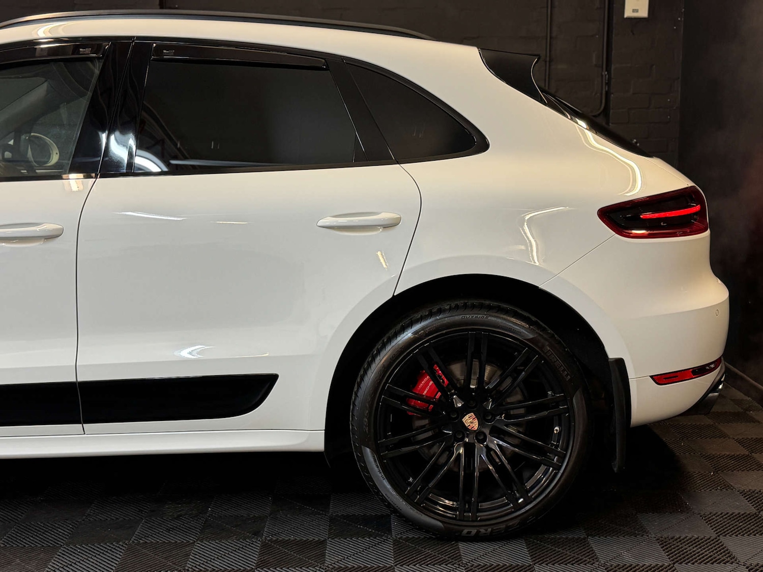 Used Porsche Macan 2017 for sale - 76404394: Photo 14