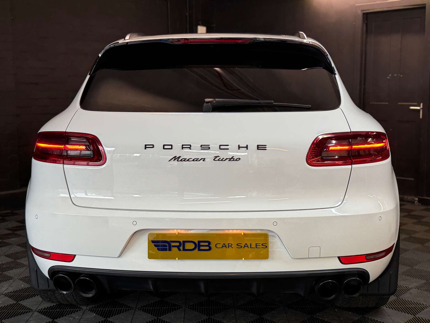 Used Porsche Macan 2017 for sale - 76404394: Photo 21