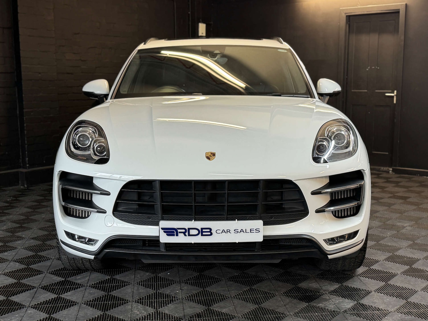 Used Porsche Macan 2017 for sale - 76404394: Photo 5
