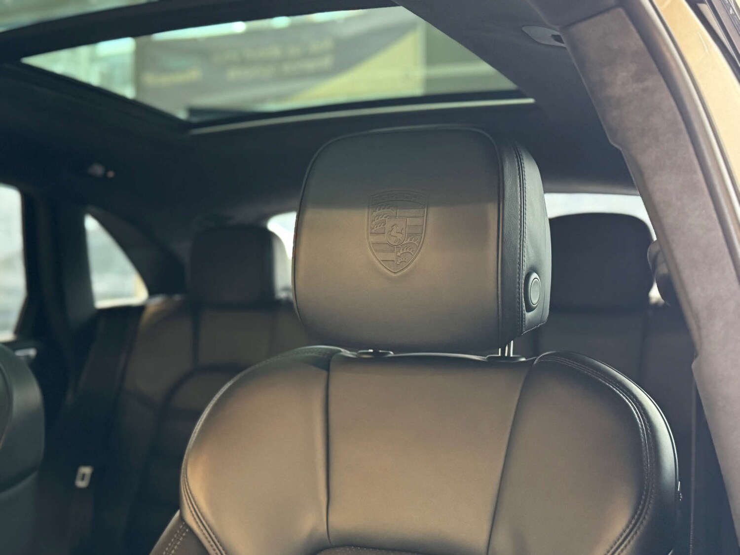 Used Porsche Macan 2017 for sale - 76404394: Photo 57