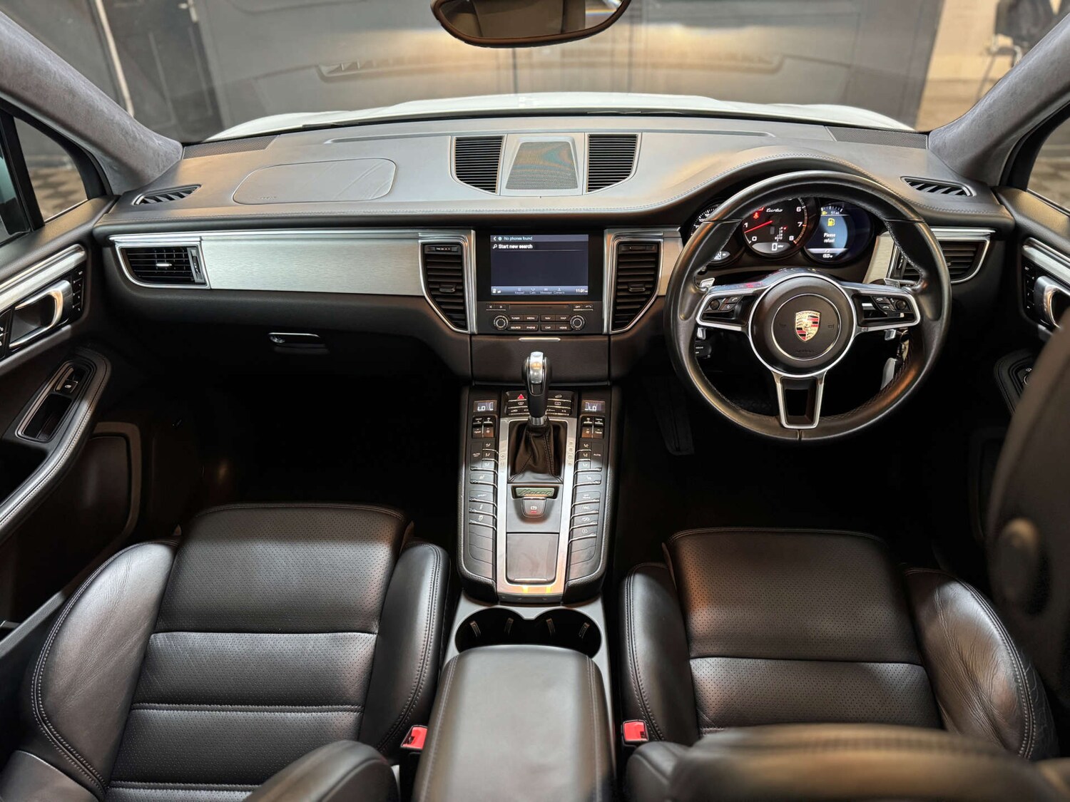 Used Porsche Macan 2017 for sale - 76404394: Photo 62