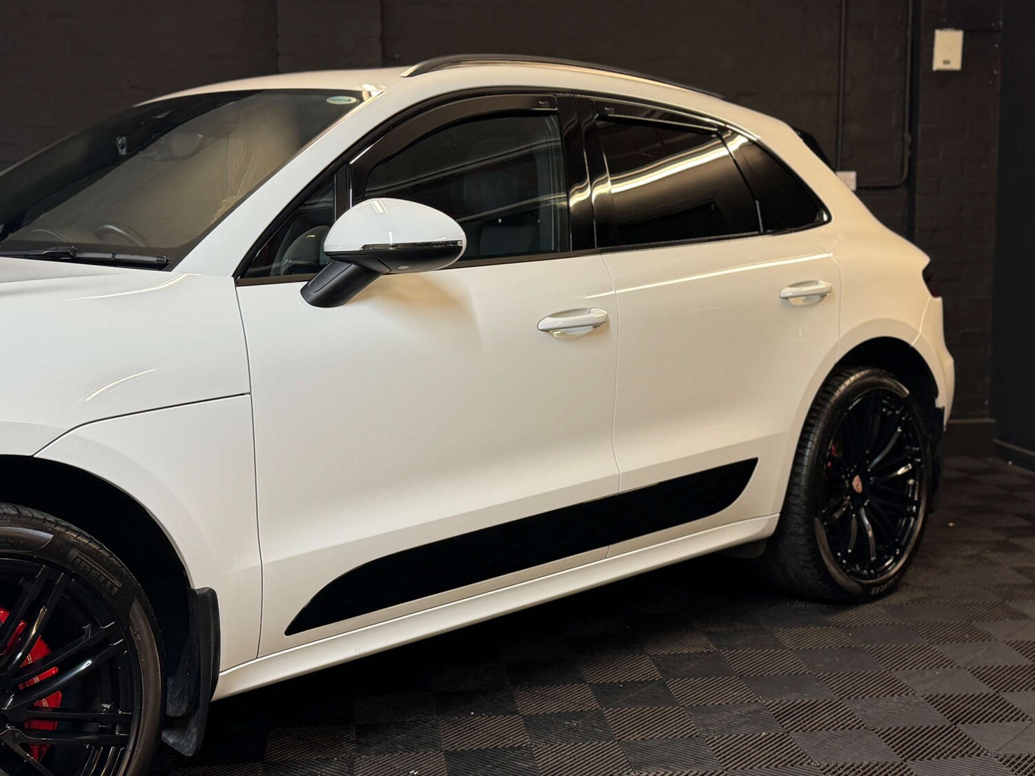 Used Porsche Macan 2017 for sale - 76404394: Photo 9