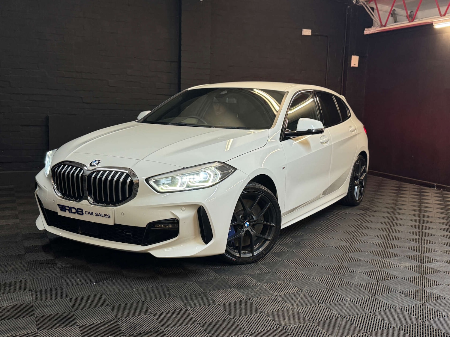 Used BMW 1 Series 2019 for sale - 76686710: Photo 1