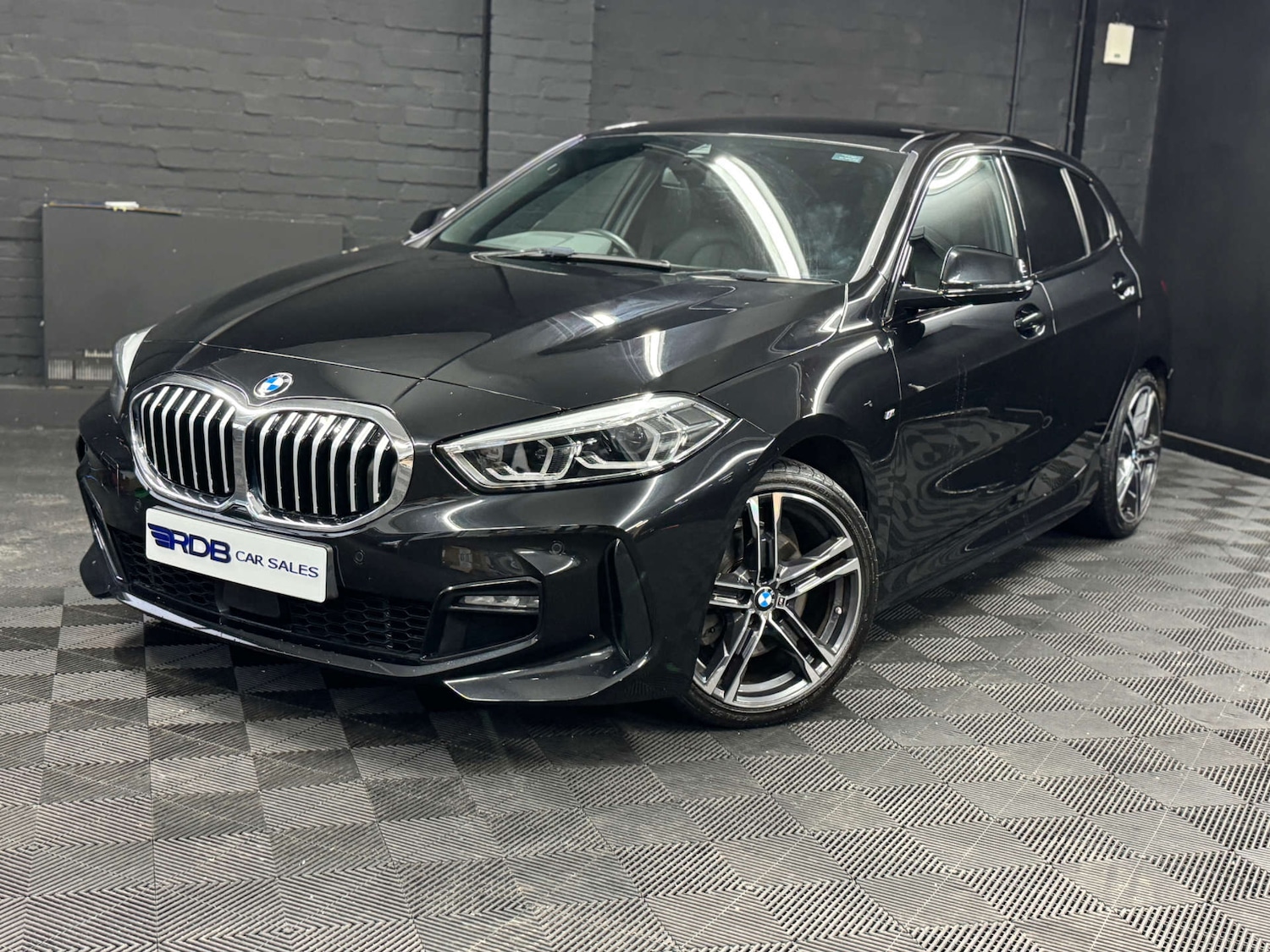 Used BMW 1 Series 2020 for sale - 77125156: Photo 1