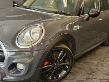Used MINI Hatch 2018 for sale - 74918840: Photo