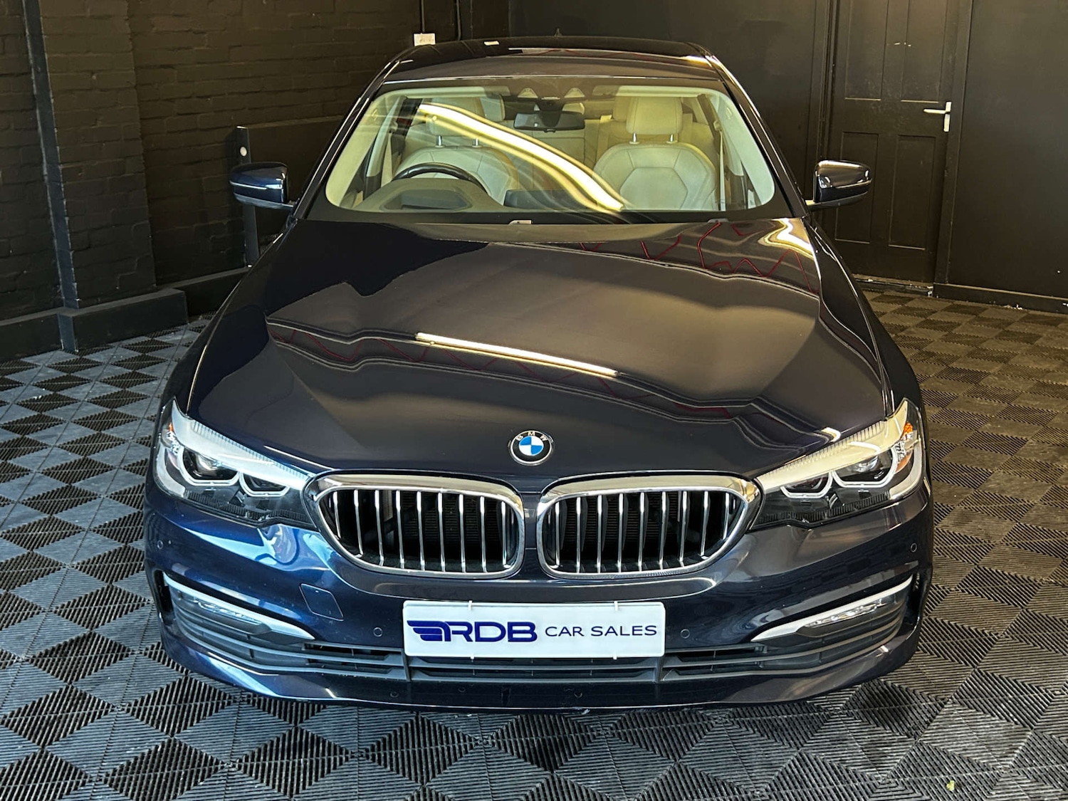 Used BMW 5 Series 2017 for sale - 76402682: Photo 3
