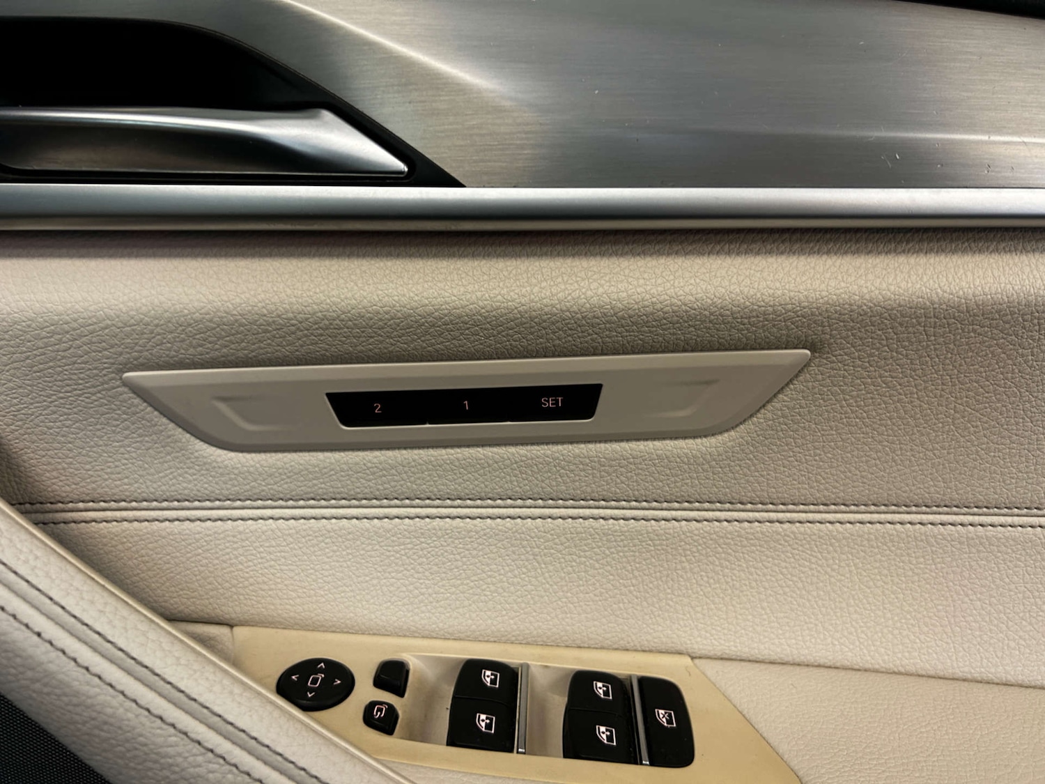 Used BMW 5 Series 2017 for sale - 76402682: Photo 34