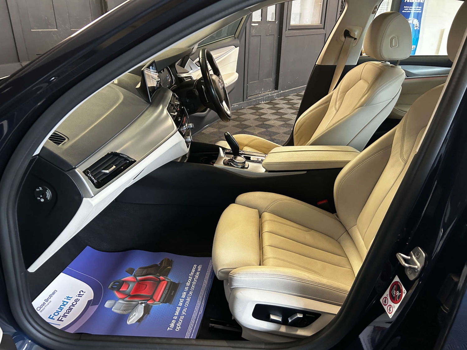 Used BMW 5 Series 2017 for sale - 76402682: Photo 61