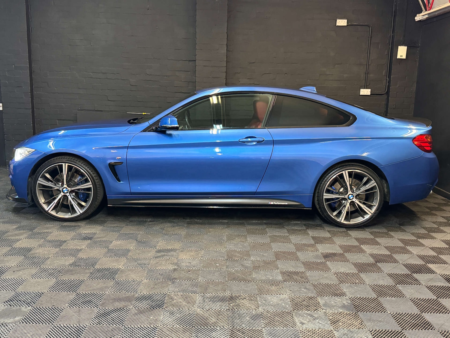 Used BMW 4 Series 2017 for sale - 76285155: Photo 13