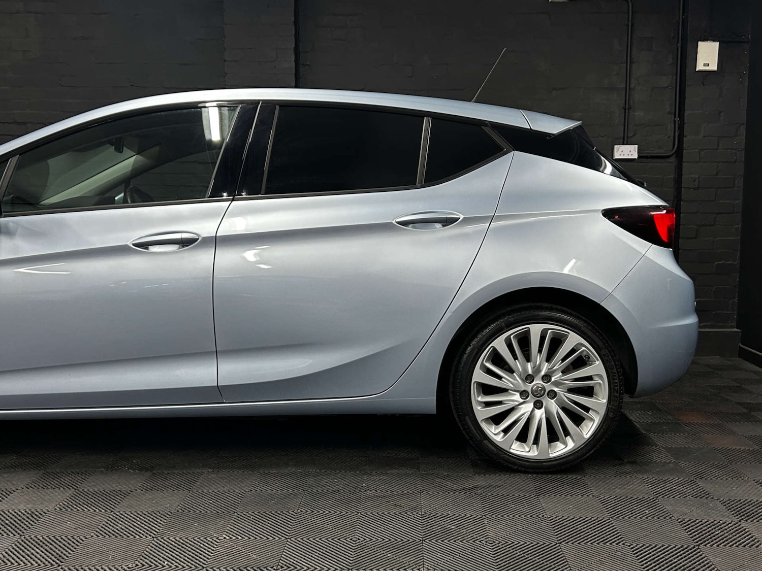 Used Vauxhall Astra 2019 for sale - 76600538: Photo 14