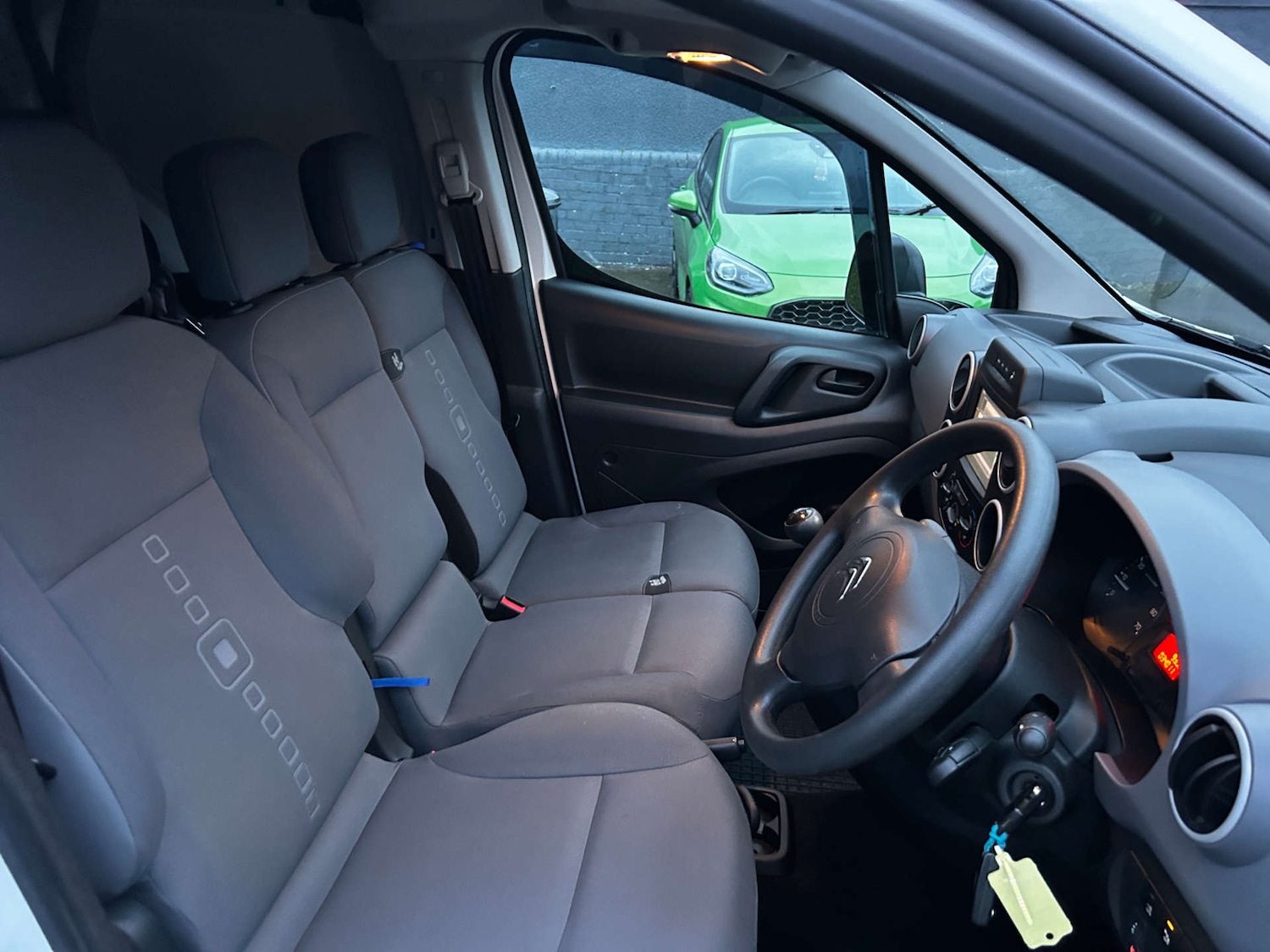 Used Citroen Berlingo 2015 for sale - 77364216: Photo 14