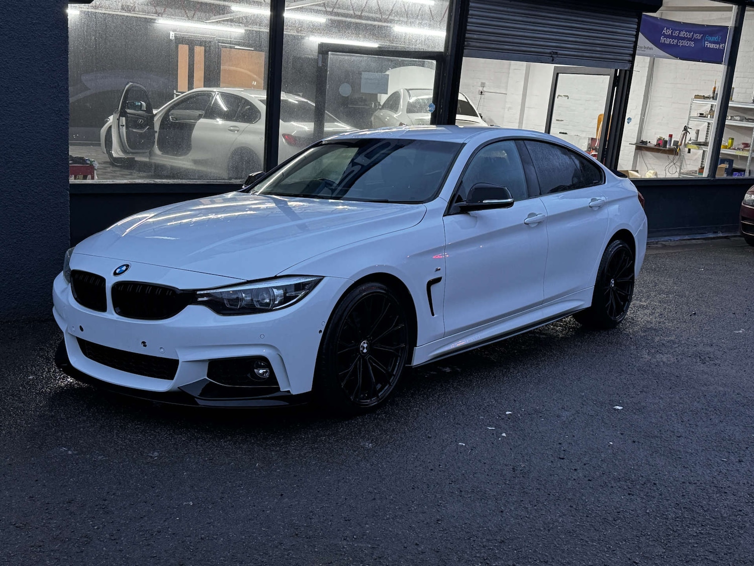 Used BMW 4 Series 2019 for sale - 77675392: Photo 2