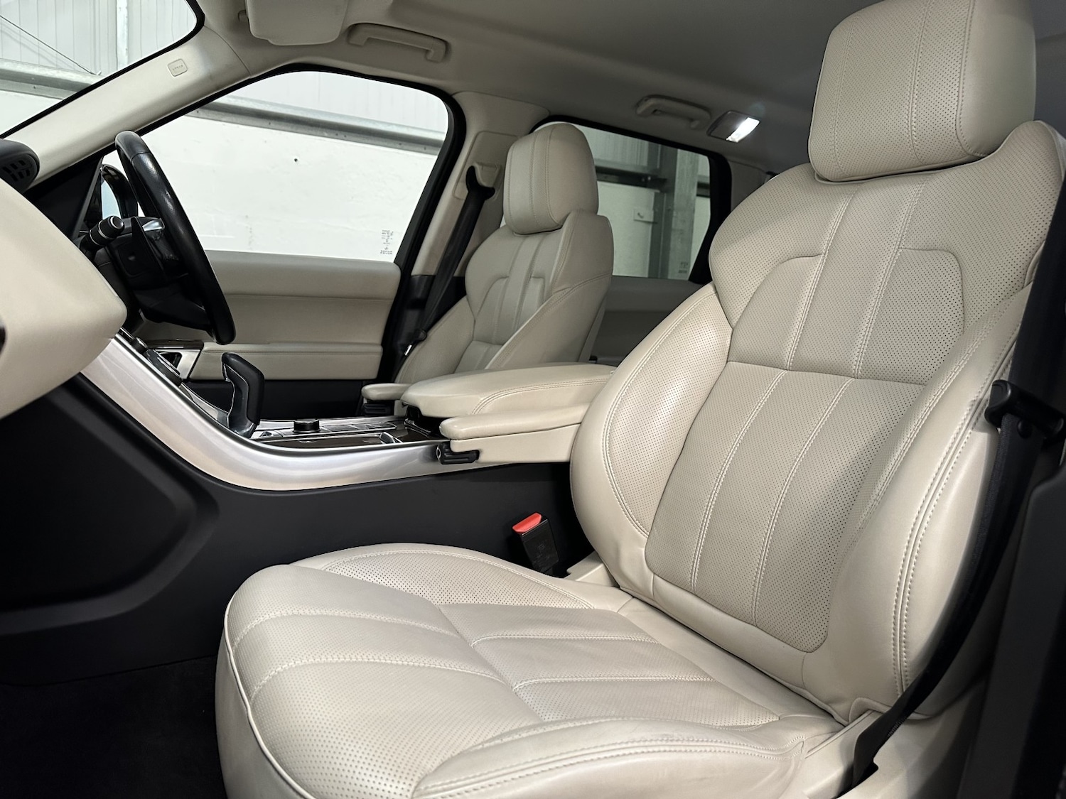 Used Land Rover Range Rover Sport 2014 for sale - 76821631: Photo 12