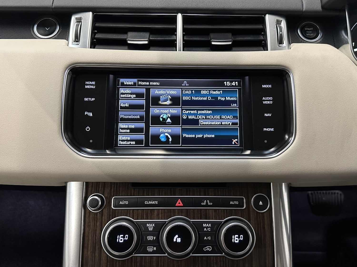 Used Land Rover Range Rover Sport 2014 for sale - 76821631: Photo 17