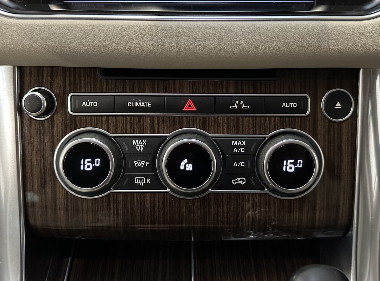 Used Land Rover Range Rover Sport 2014 for sale - 76821631: Photo 23