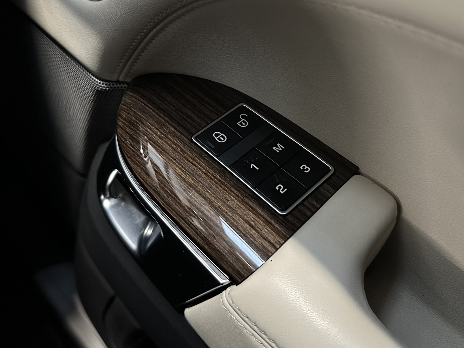 Used Land Rover Range Rover Sport 2014 for sale - 76821631: Photo 30