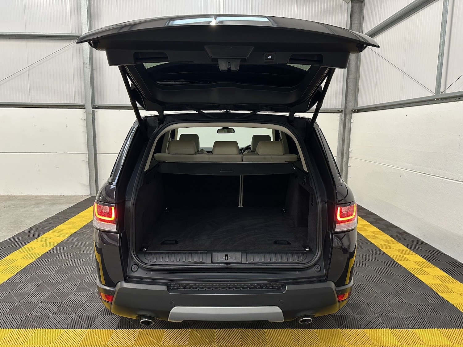 Used Land Rover Range Rover Sport 2014 for sale - 76821631: Photo 40