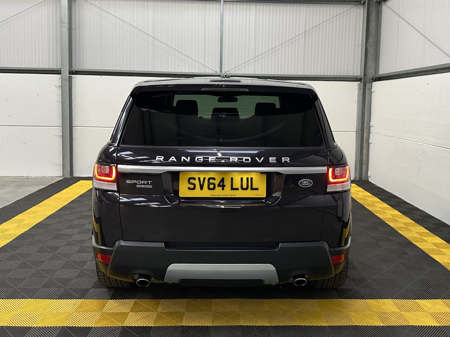 Used Land Rover Range Rover Sport 2014 for sale - 76821631: Photo 7