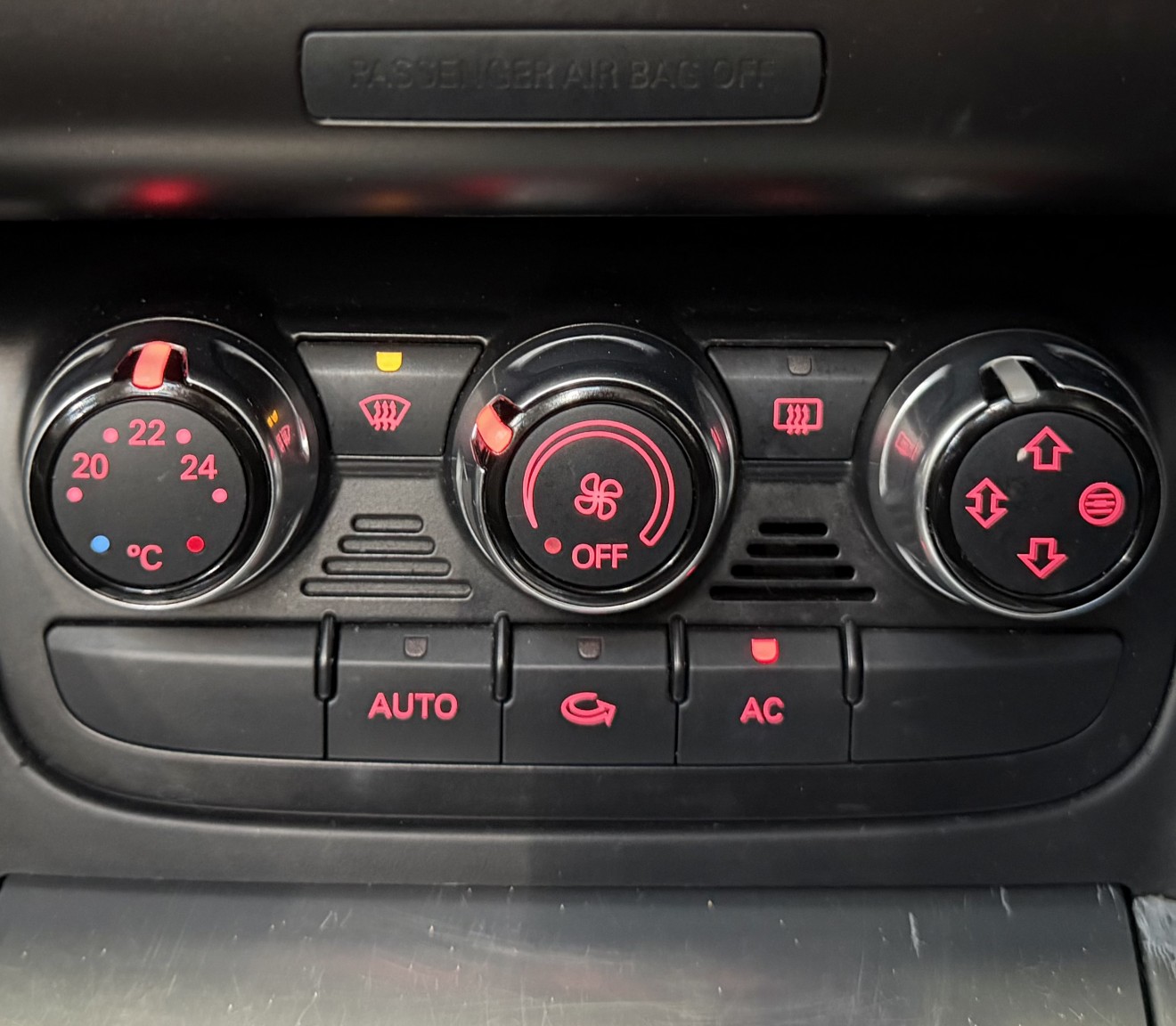 Used Audi TT 2009 for sale - 76924413: Photo 25