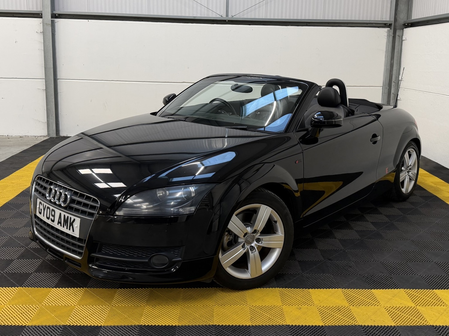Used Audi TT 2009 for sale - 76924413: Photo 5