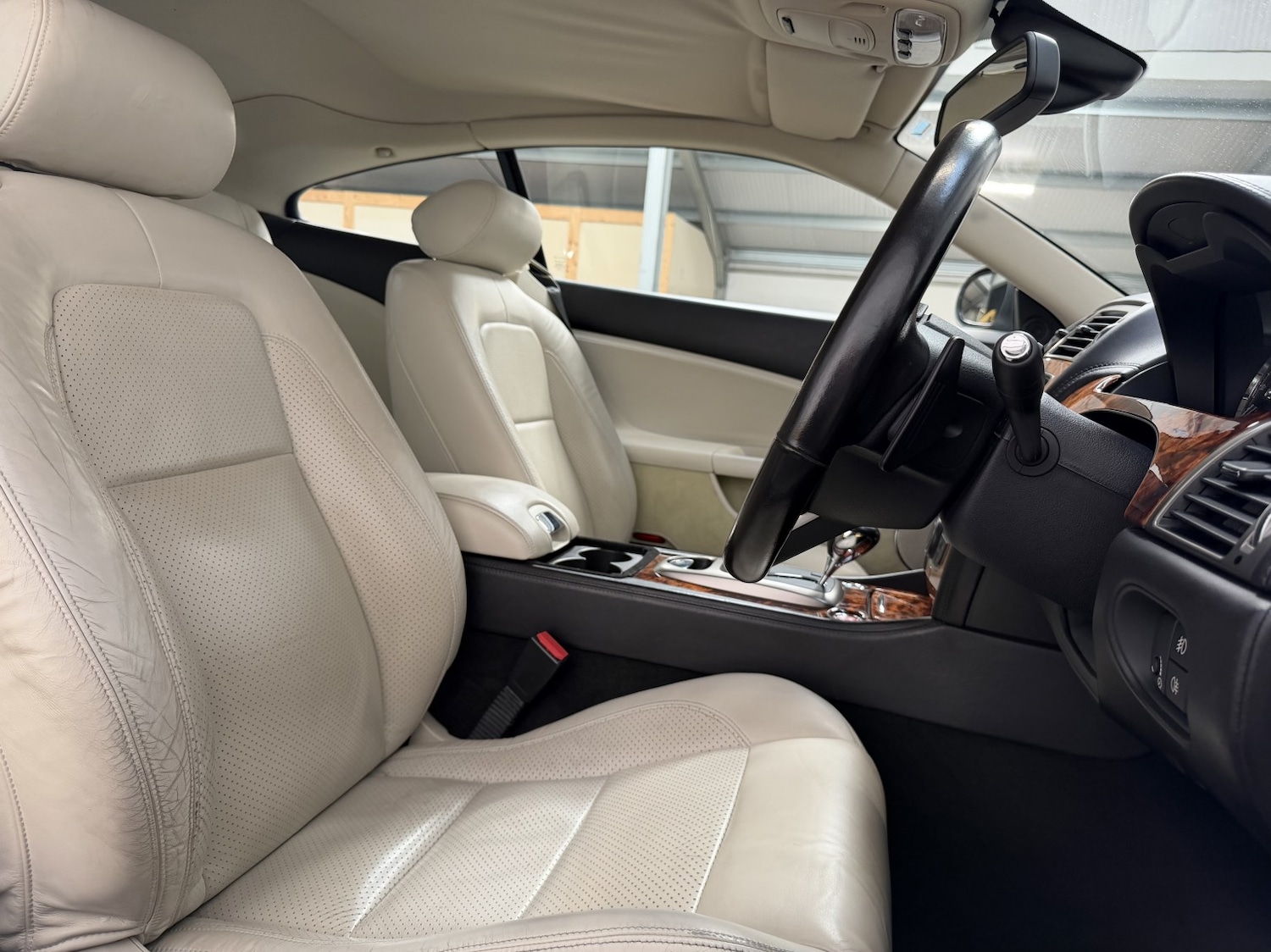 Used Jaguar XKR 2007 for sale - 77336257: Photo 10