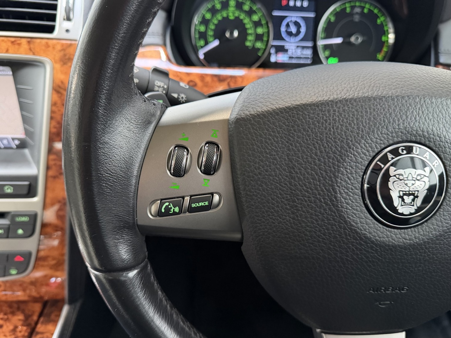 Used Jaguar XKR 2007 for sale - 77336257: Photo 25