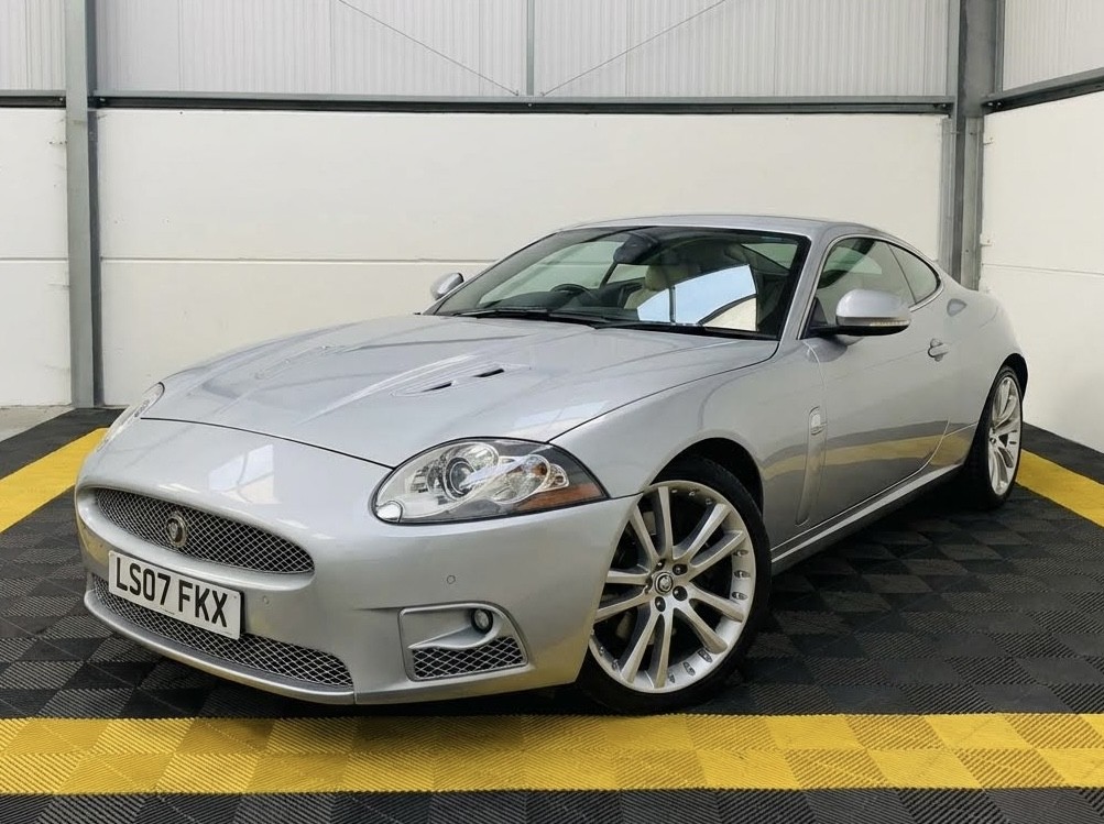 Used Jaguar XKR 2007 for sale - 77336257: Photo 4