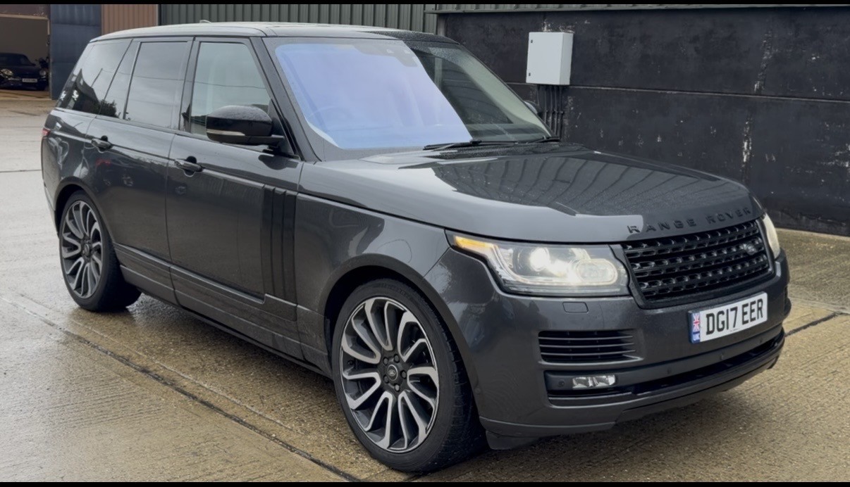 Used Land Rover Range Rover 2017 for sale - 77282700: Photo 1