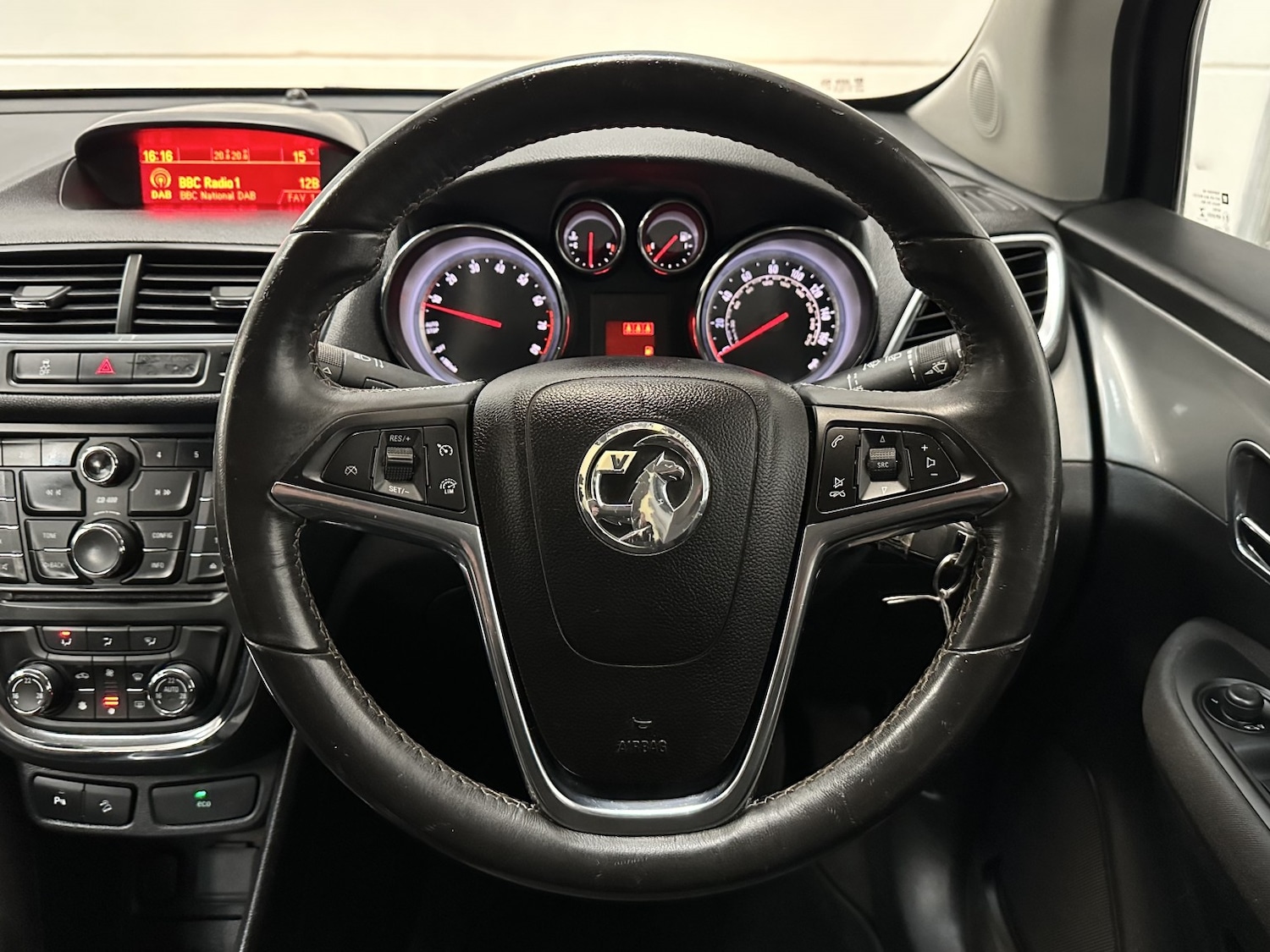 Used Vauxhall Mokka 2013 for sale - 76986842: Photo 16