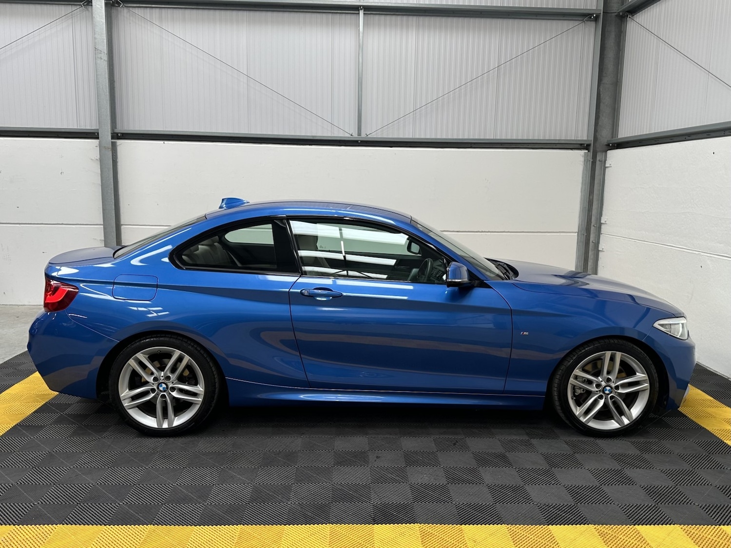 Used BMW 2 Series 2015 for sale - 76821651: Photo 9