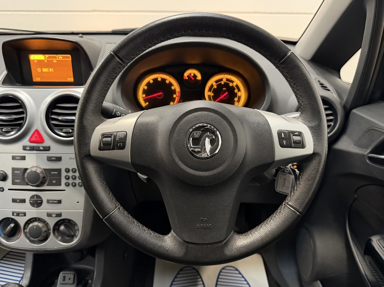 Used Vauxhall Corsa 2013 for sale - 77154457: Photo 16