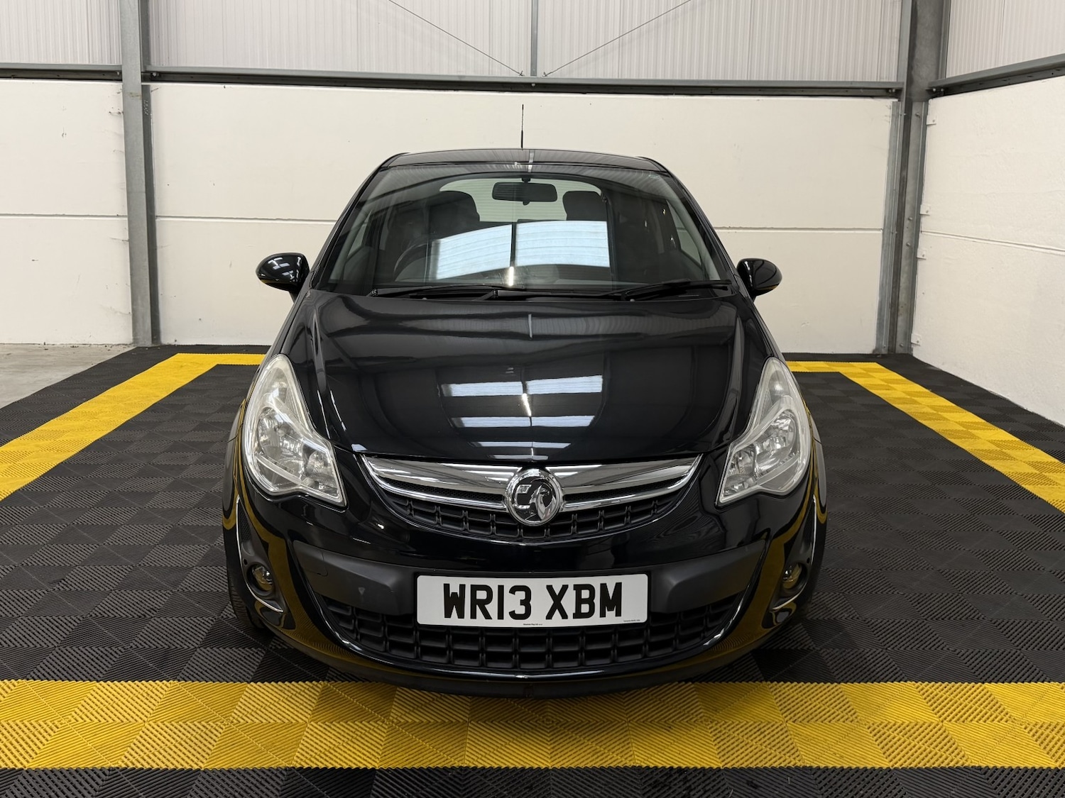 Used Vauxhall Corsa 2013 for sale - 77154457: Photo 2
