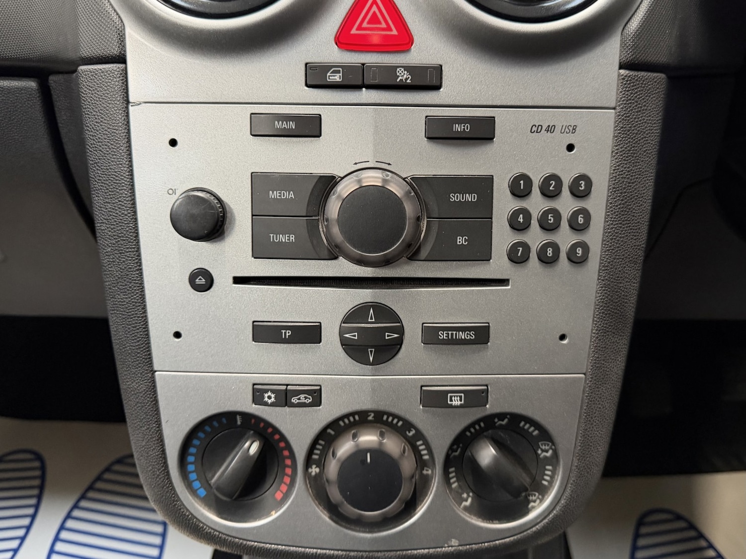 Used Vauxhall Corsa 2013 for sale - 77154457: Photo 20