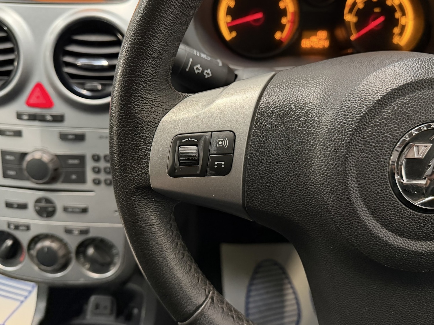 Used Vauxhall Corsa 2013 for sale - 77154457: Photo 22