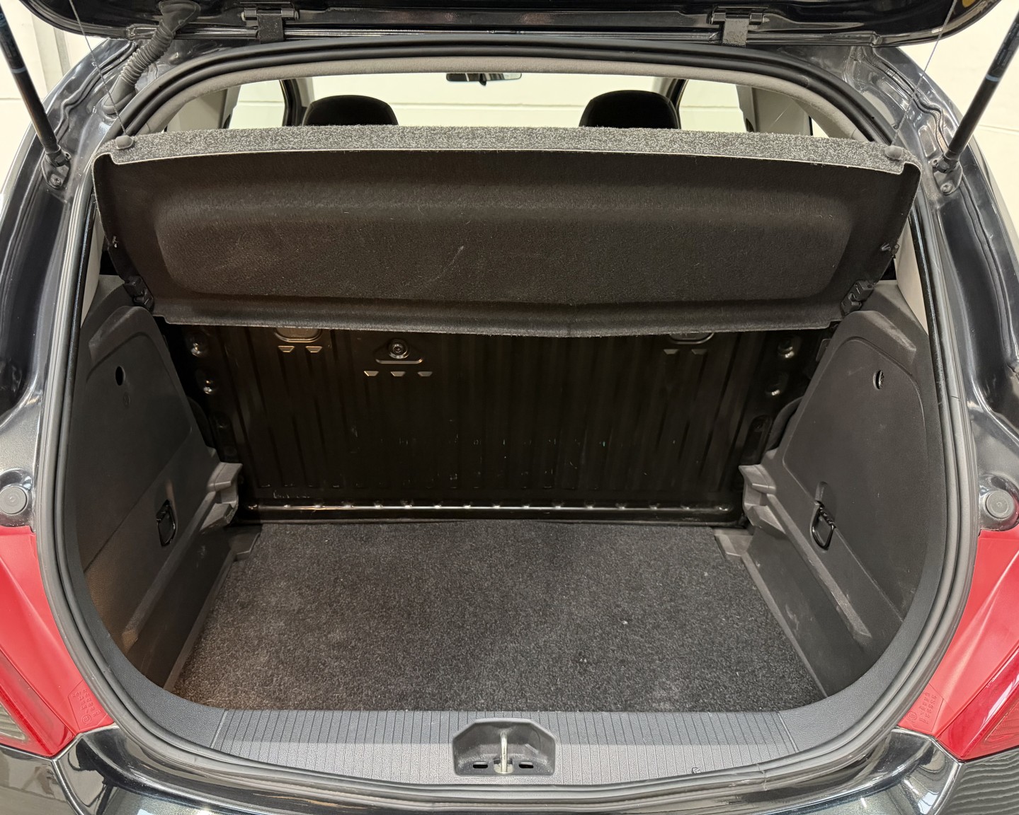 Used Vauxhall Corsa 2013 for sale - 77154457: Photo 27