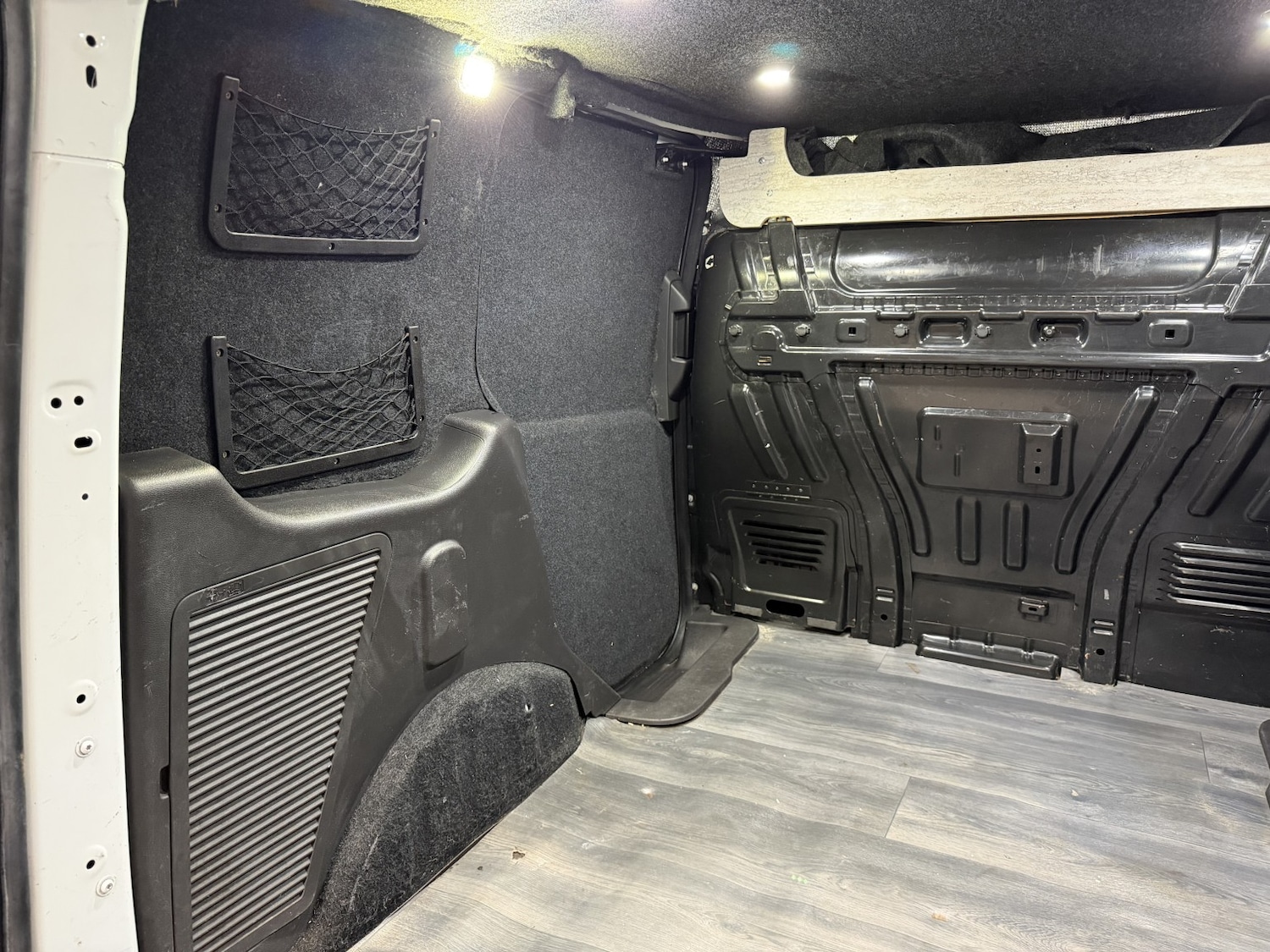 Used Ford Transit Connect 2018 for sale - 77154426: Photo 23