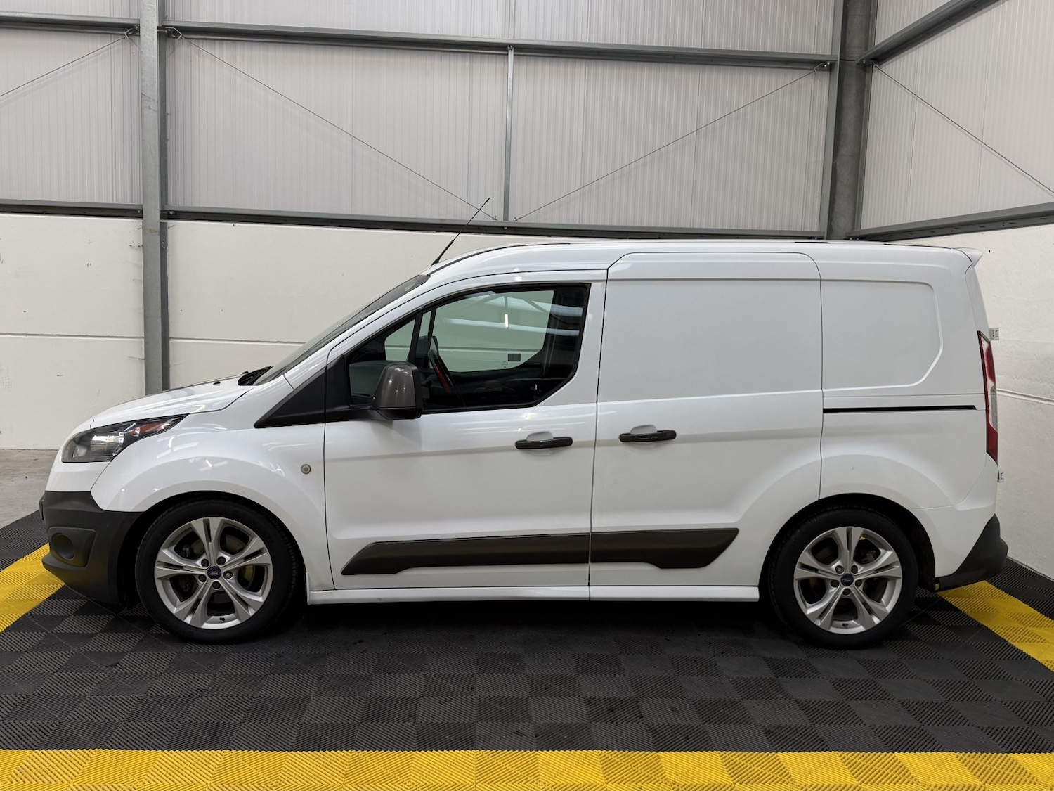 Used Ford Transit Connect 2018 for sale - 77154426: Photo 5
