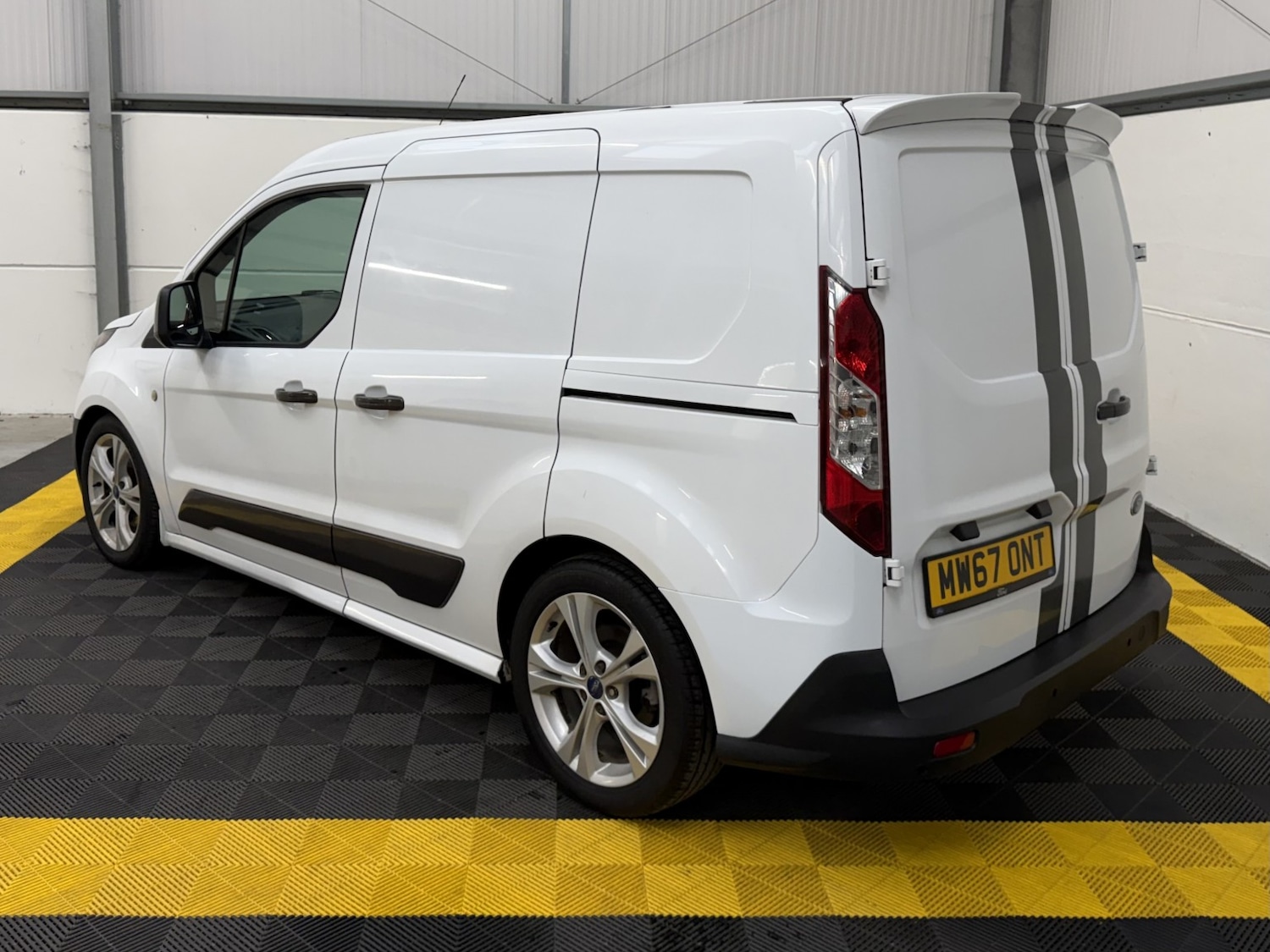 Used Ford Transit Connect 2018 for sale - 77154426: Photo 6