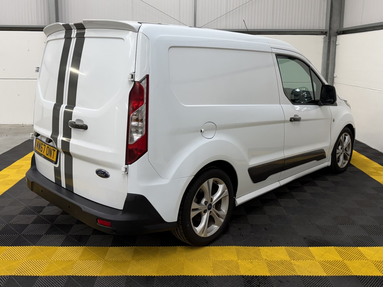 Used Ford Transit Connect 2018 for sale - 77154426: Photo 8
