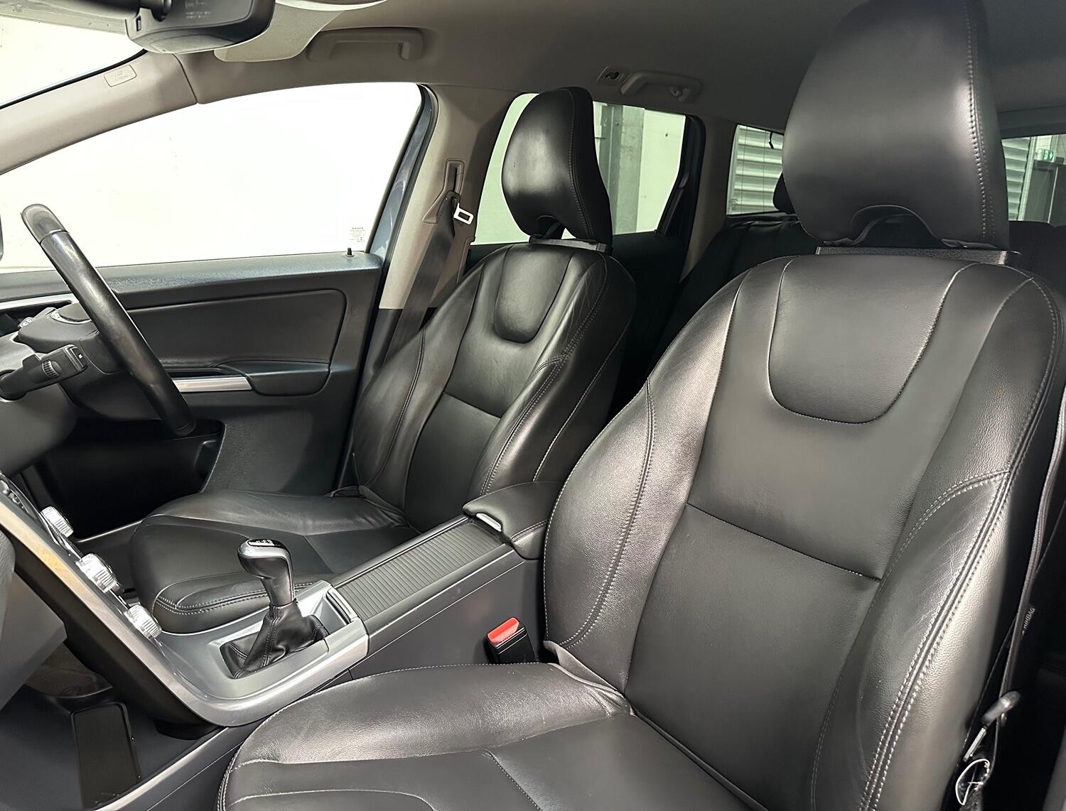 Used Volvo XC60 2017 for sale - 76821626: Photo 13