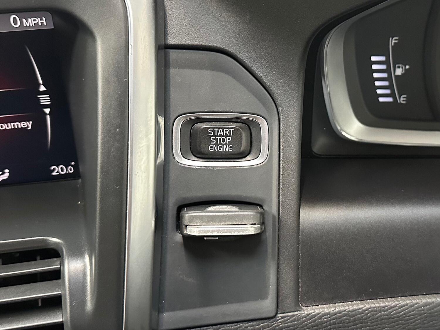 Used Volvo XC60 2017 for sale - 76821626: Photo 23