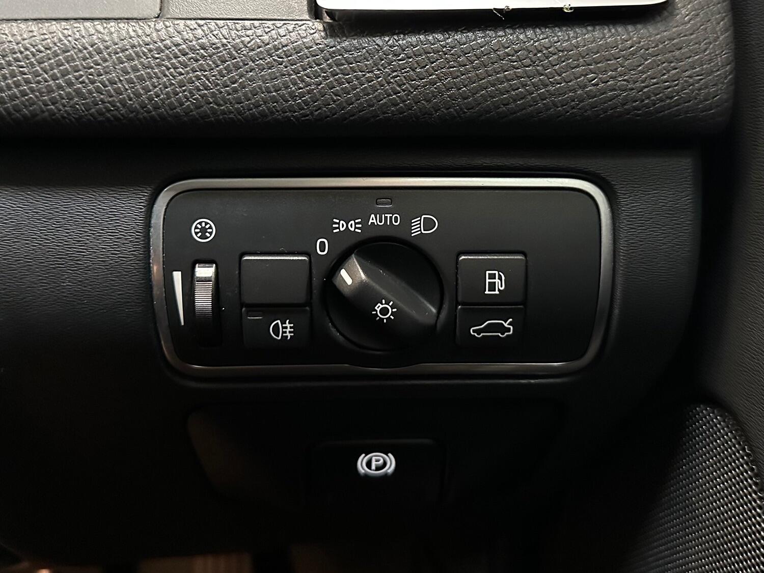 Used Volvo XC60 2017 for sale - 76821626: Photo 27