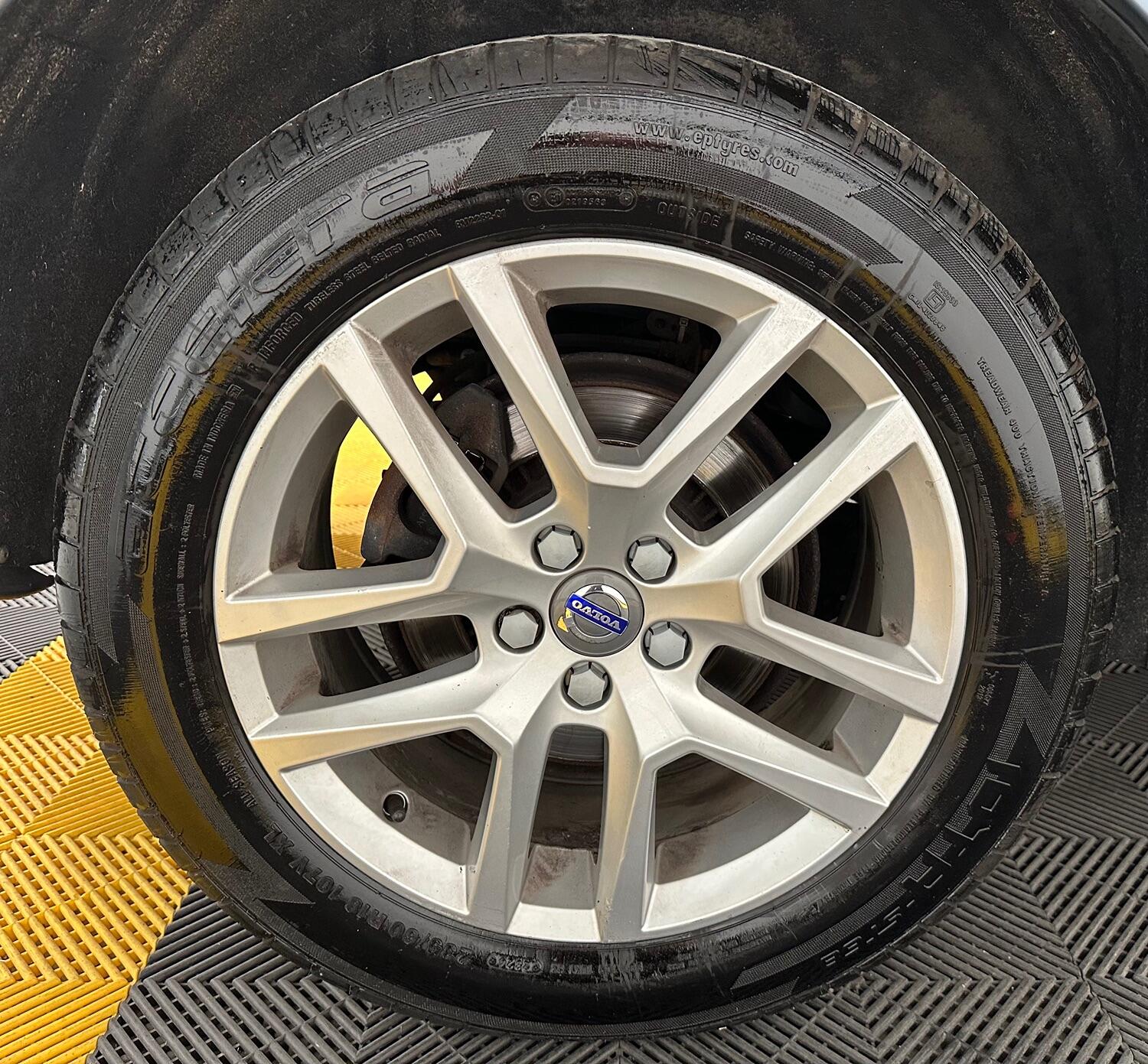 Used Volvo XC60 2017 for sale - 76821626: Photo 43