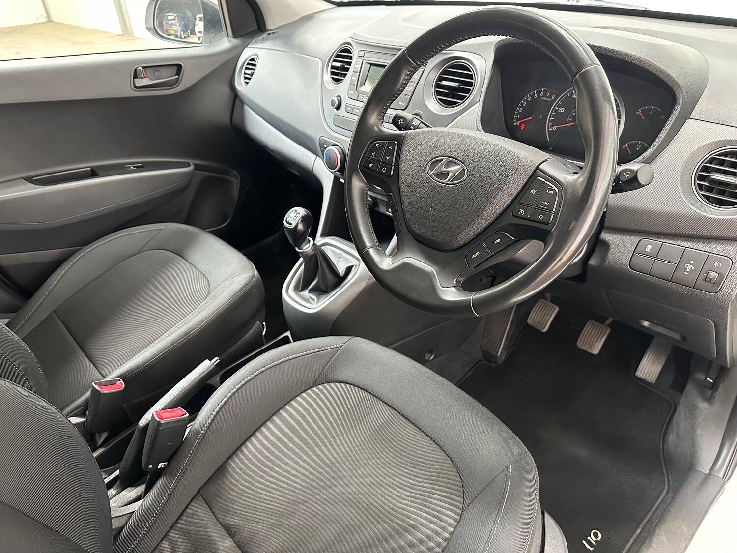 Used Hyundai i10 2019 for sale - 76821576: Photo 10