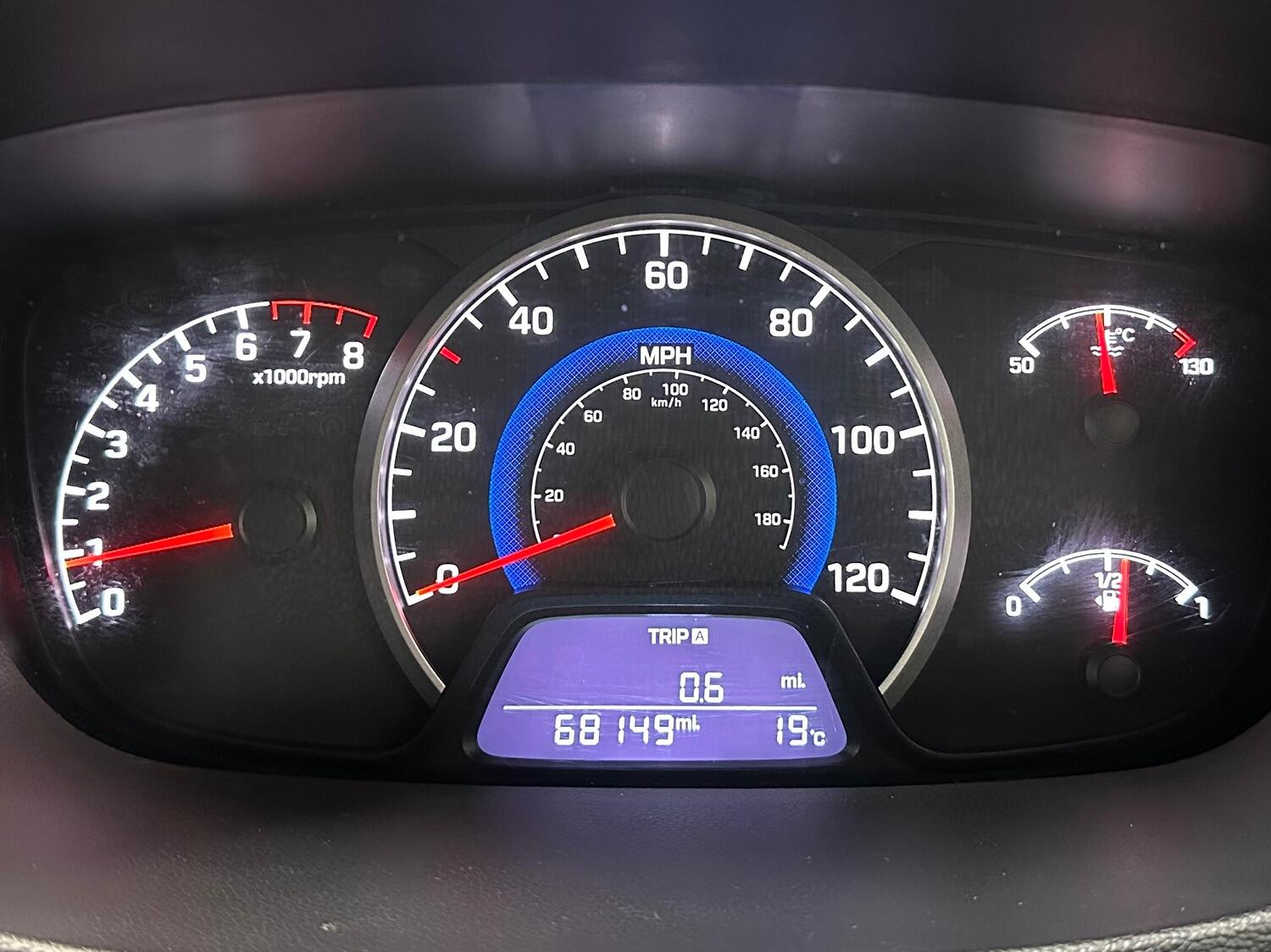 Used Hyundai i10 2019 for sale - 76821576: Photo 17