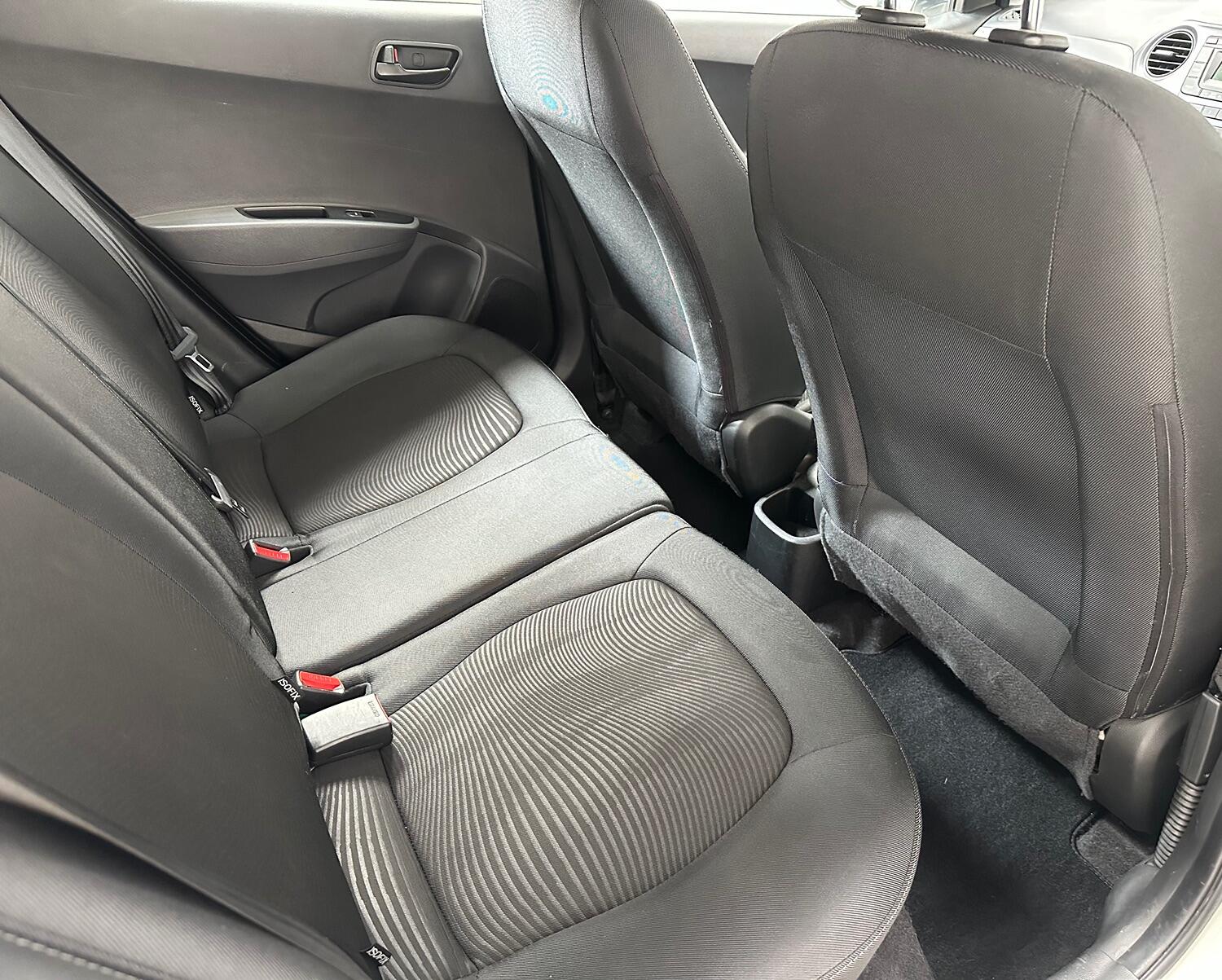 Used Hyundai i10 2019 for sale - 76821576: Photo 26