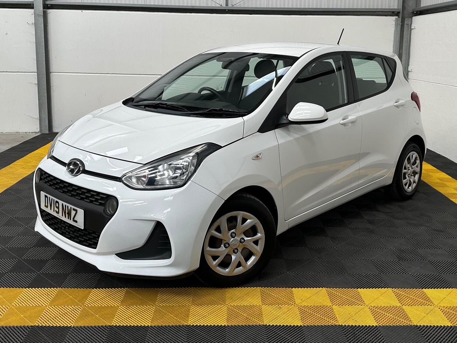 Used Hyundai i10 2019 for sale - 76821576: Photo 4
