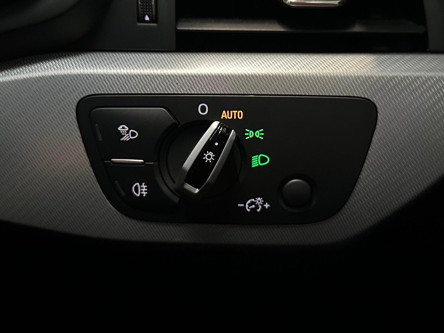 Used Audi A4 2016 for sale - 76963369: Photo 27