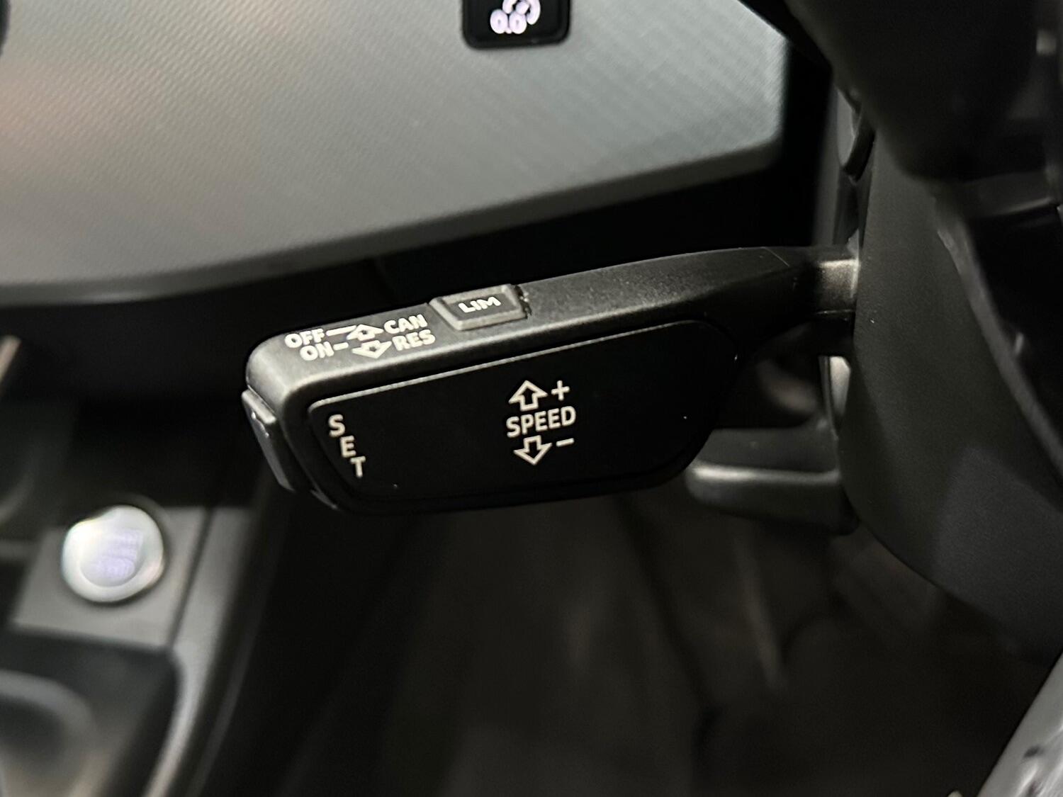 Used Audi A4 2016 for sale - 76963369: Photo 30